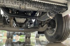 东风商用车 天锦KR 245马力 4X2 6.8米仓栅式载货车(国六)(DFH5180CCYEX7)
