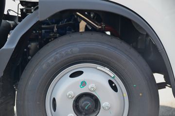 ���� ����V5 130���� 4.15�׵�����ʽ�Ῠ(����)ͼƬ