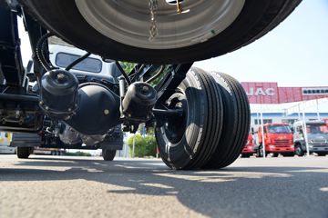 ���� ����V5 130���� 4.15�׵�����ʽ�Ῠ(����)ͼƬ