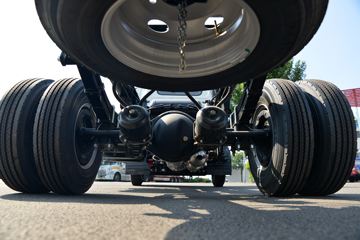 ���� ����V5 130���� 4.15�׵�����ʽ�Ῠ(����)ͼƬ