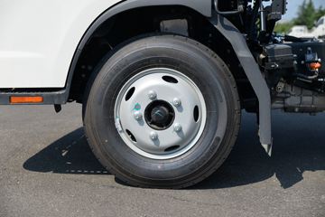 ���� ����V5 130���� 4.15�׵�����ʽ�Ῠ(����)ͼƬ