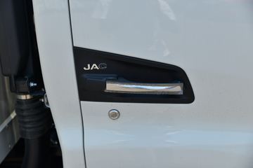 ���� ����V5 130���� 4.15�׵�����ʽ�Ῠ(����)ͼƬ