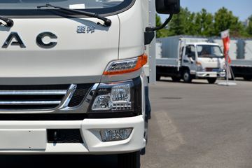 ���� ����V5 130���� 4.15�׵�����ʽ�Ῠ(����)ͼƬ