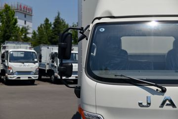 ���� ����V5 130���� 4.15�׵�����ʽ�Ῠ(����)ͼƬ