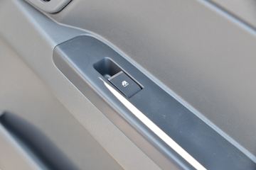 ���� ����V5 130���� 4.15�׵�����ʽ�Ῠ(����)ͼƬ