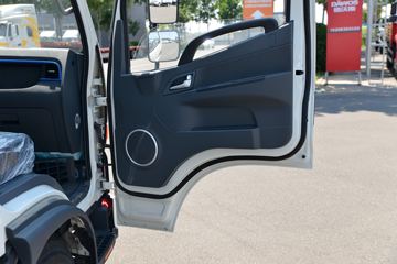 ���� ����V5 130���� 4.15�׵�����ʽ�Ῠ(����)ͼƬ