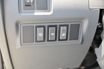 ���� ����V5 130���� 4.15�׵�����ʽ�Ῠ(����)ͼƬ