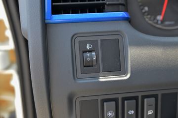 ���� ����V5 130���� 4.15�׵�����ʽ�Ῠ(����)ͼƬ