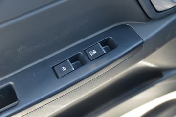 ���� ����V5 130���� 4.15�׵�����ʽ�Ῠ(����)ͼƬ