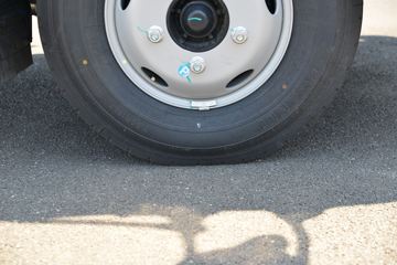 ���� ����V5 130���� 4.15�׵�����ʽ�Ῠ(����)ͼƬ
