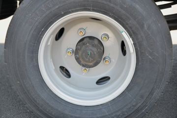 ���� ����V5 130���� 4.15�׵�����ʽ�Ῠ(����)ͼƬ