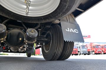 ���� ����V5 130���� 4.15�׵�����ʽ�Ῠ(����)ͼƬ