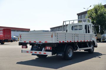 ���� ����V6 163���� 4X2 4.18�׵��������ῨͼƬ