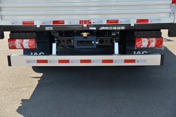 ���� ����V6 163���� 4X2 4.18�׵��������ῨͼƬ