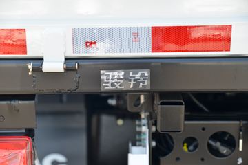 ���� ����V6 163���� 4X2 4.18�׵��������ῨͼƬ