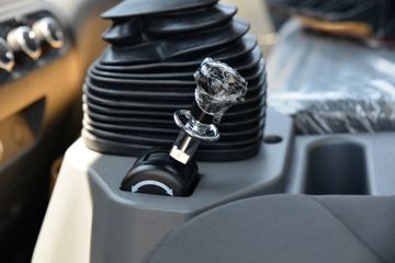 ���� ����V6 150���� 4.15�׵�����ʽ�ػ���(����)ͼƬ
