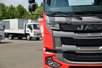 ���� �����A5X�п� ��ֵ�� 245���� 4X2 6.8����ʽ�ػ���(����)(HFC5181XXYP2K3A50KS)ͼƬ