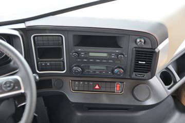 ���� �����A5X�п� ��ֵ�� 245���� 4X2 6.8����ʽ�ػ���(����)(HFC5181XXYP2K3A50KS)ͼƬ