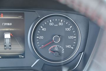 ���� �����A5X�п� ��ֵ�� 245���� 4X2 6.8����ʽ�ػ���(����)(HFC5181XXYP2K3A50KS)ͼƬ