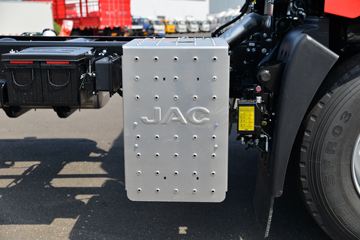 ���� �����A5X�п� ��ֵ�� 245���� 4X2 6.8����ʽ�ػ���(����)(HFC5181XXYP2K3A50KS)ͼƬ