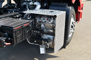 ���� �����A5X�п� ��ֵ�� 245���� 4X2 6.8����ʽ�ػ���(����)(HFC5181XXYP2K3A50KS)ͼƬ