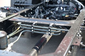 ���� �����A5X�п� ��ֵ�� 245���� 4X2 6.8����ʽ�ػ���(����)(HFC5181XXYP2K3A50KS)ͼƬ