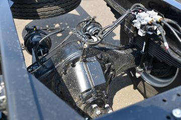 ���� �����A5X�п� ��ֵ�� 245���� 4X2 6.8����ʽ�ػ���(����)(HFC5181XXYP2K3A50KS)ͼƬ