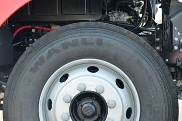 ���� �����A5X�п� ��ֵ�� 245���� 4X2 6.8����ʽ�ػ���(����)(HFC5181XXYP2K3A50KS)ͼƬ