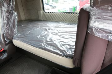 �������� ����H7�ؿ� 460���� 6X4 LNGǣ����(����)ͼƬ