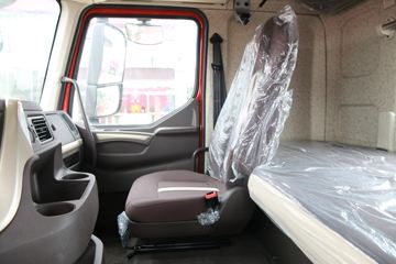 �������� ����H7�ؿ� 460���� 6X4 LNGǣ����(����)ͼƬ