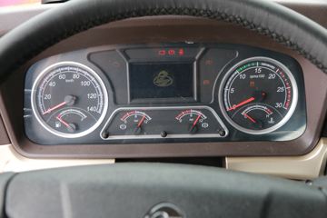 �������� ����H7�ؿ� 460���� 6X4 LNGǣ����(����)ͼƬ