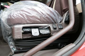 �������� ����H7�ؿ� 460���� 6X4 LNGǣ����(����)ͼƬ