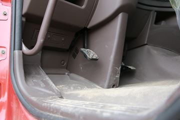 �������� ����H7�ؿ� 460���� 6X4 LNGǣ����(����)ͼƬ
