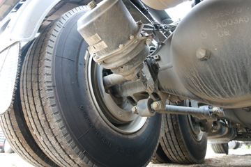 �������� ����H7�ؿ� 460���� 6X4 LNGǣ����(����)ͼƬ