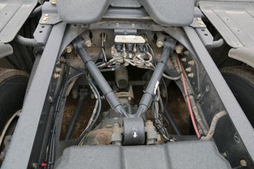 �������� ����H7�ؿ� 460���� 6X4 LNGǣ����(����)ͼƬ