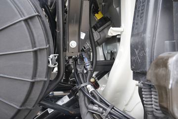 ���� �����V7�ؿ� 560���� 6X4 AMT�Զ�����ͷǣ����(����)(HFC4253C1K7E45KS)ͼƬ