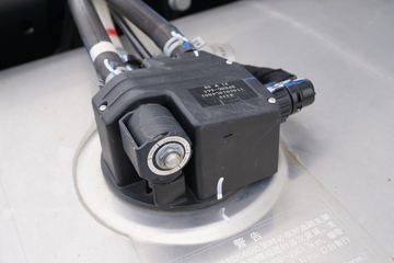 ���� �����V7�ؿ� 560���� 6X4 AMT�Զ�����ͷǣ����(����)(HFC4253C1K7E45KS)ͼƬ