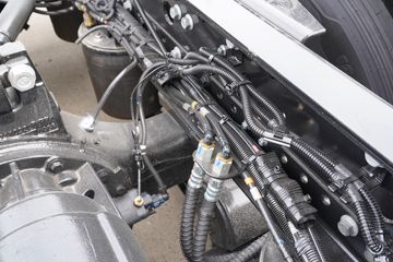 ���� �����V7�ؿ� 560���� 6X4 AMT�Զ�����ͷǣ����(����)(HFC4253C1K7E45KS)ͼƬ