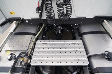 ���� �����V7�ؿ� 560���� 6X4 AMT�Զ�����ͷǣ����(����)(HFC4253C1K7E45KS)ͼƬ