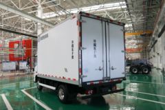 陕汽商用车 轩德翼9 速运版 156马力 4X2 4.15米冷藏车(国六)(SX5040XLCNP6331)