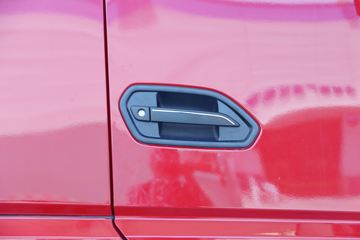 �������ó� ������6 ����� 200���� 4X2 5.5���泵��(����)ͼƬ