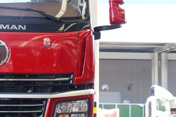 �������ó� ������6 ����� 200���� 4X2 5.5���泵��(����)ͼƬ