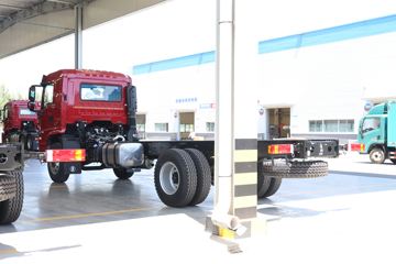 �������ó� ������6 ����� 200���� 4X2 5.5���泵��(����)ͼƬ