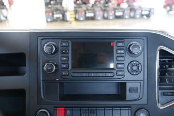 �������ó� ������6 ����� 200���� 4X2 5.5���泵��(����)ͼƬ