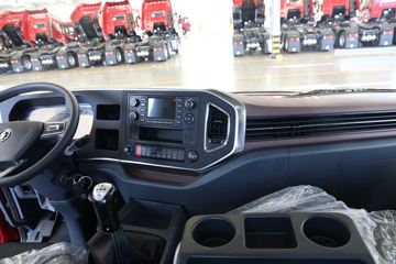 �������ó� ������6 ����� 200���� 4X2 5.5���泵��(����)ͼƬ