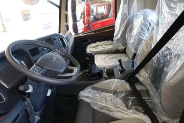 �������ó� ������6 ����� 200���� 4X2 5.5���泵��(����)ͼƬ