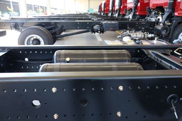 �������ó� ������6 ����� 200���� 4X2 5.5���泵��(����)ͼƬ