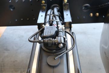 �������ó� ������6 ����� 200���� 4X2 5.5���泵��(����)ͼƬ