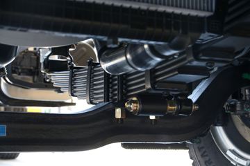 �������ó� ������6 ����� 200���� 4X2 5.5���泵��(����)ͼƬ