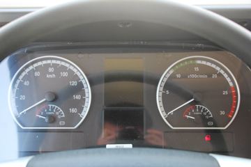 ���� �����A5L�п� ����� 200���� 4X2 6.8�ײ�դʽ�ػ���(����)(HFC5181CCYP3K1A50YS)ͼƬ